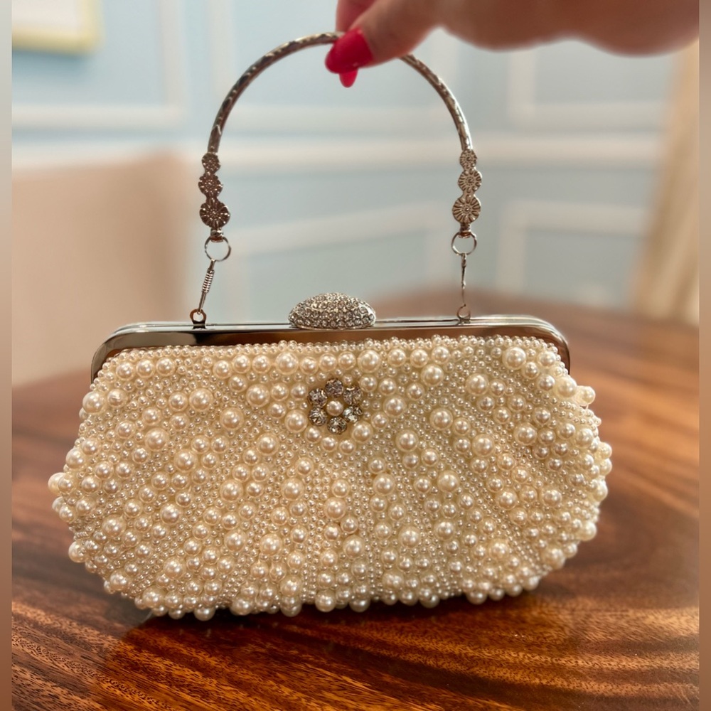 Luxury Pearl Floral Rhinestones Evening Clutch, Wedding CrossBody Bag EUC - Picture 8 of 15